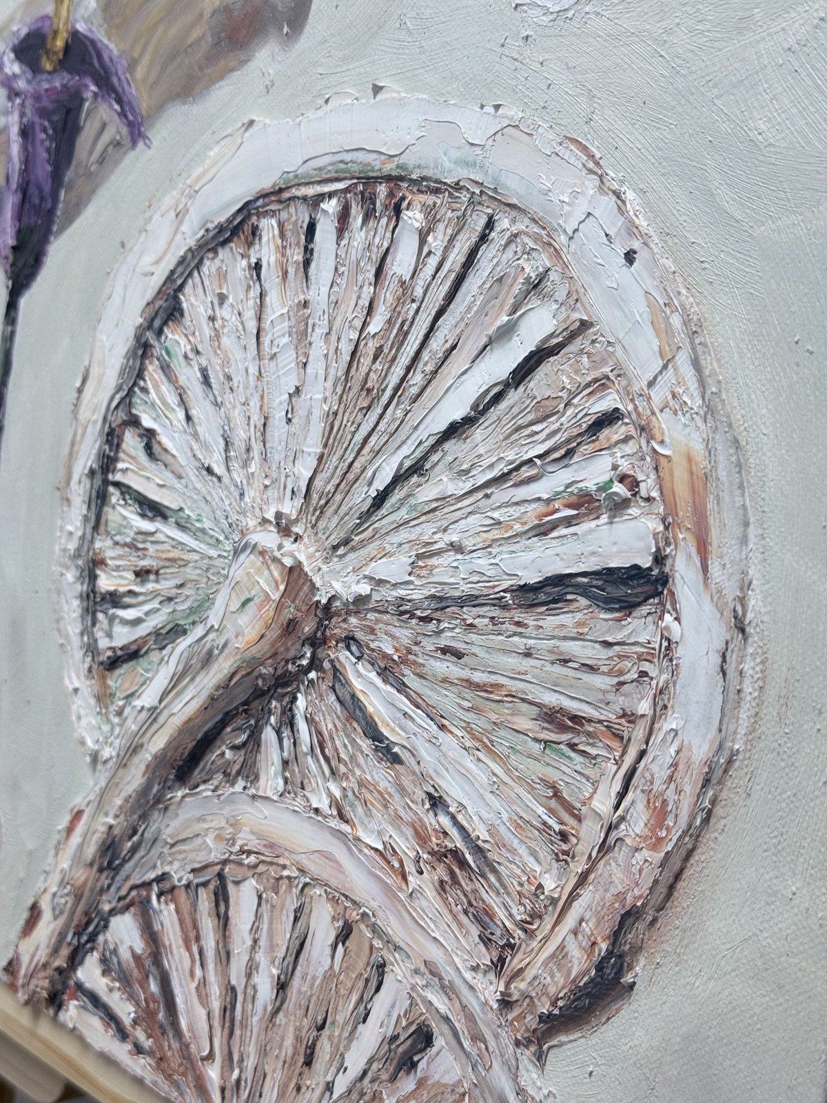 Close-up of the thick palette-knife texture in the mushroom gills